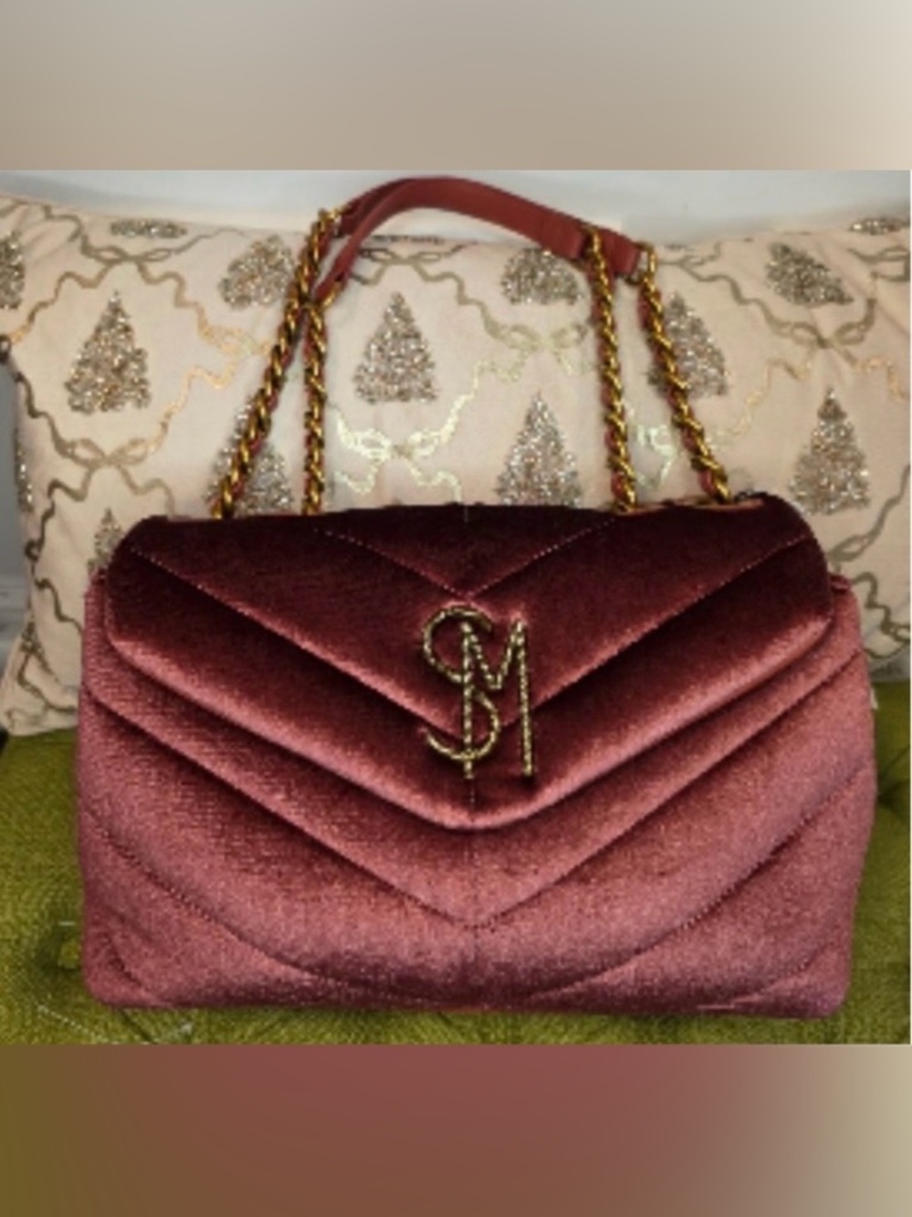 Embellished Quilted Velvet Shoulder Bag in Wine